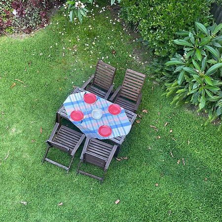 Stylish, Sunny & Spacious 2 Bedroom Apartment, Mosman Sydney Kültér fotó